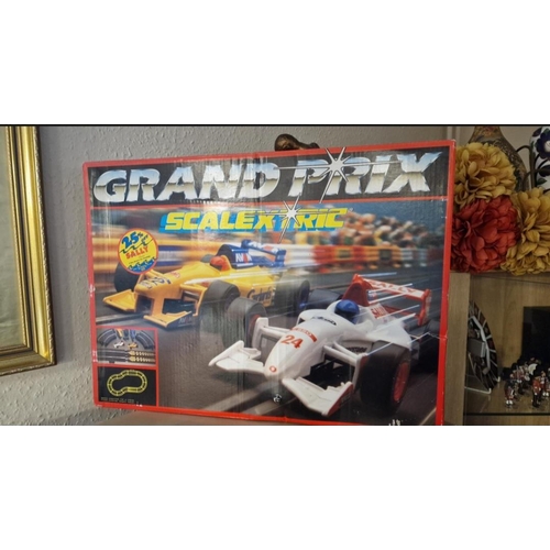 291 - Scalextric Boxed Grand Prix F1 Motor Racing Boxed Vintage Game