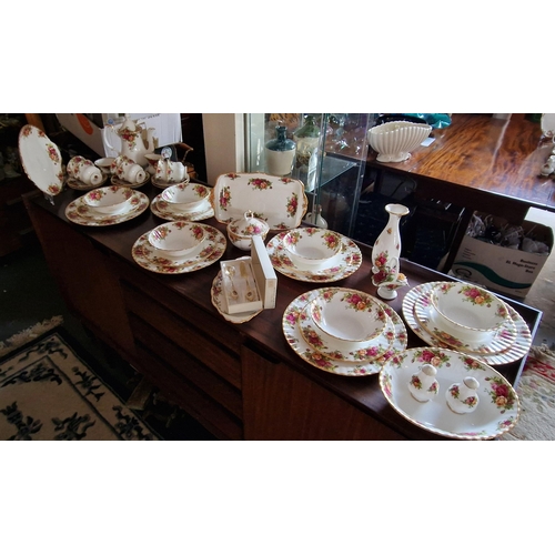 19l - Royal Albert Old Country Roses Dinner & Tea Service