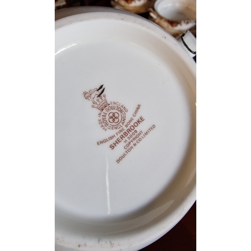 19n - Royal Doulton Sherbrooke Dinner Service