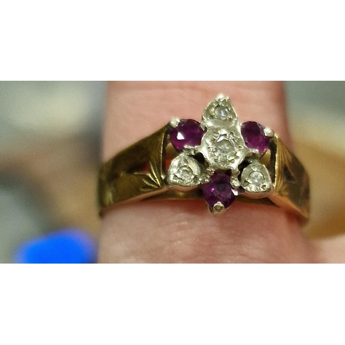 199h - 18ct Gold, Ruby & Diamond Cluster Ring, size N & 4.6g