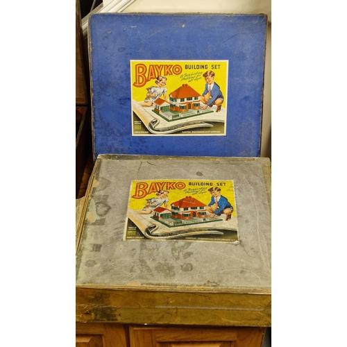 301 - Bayko Building Blocks Pair of Vintage Boxed Toy Sets