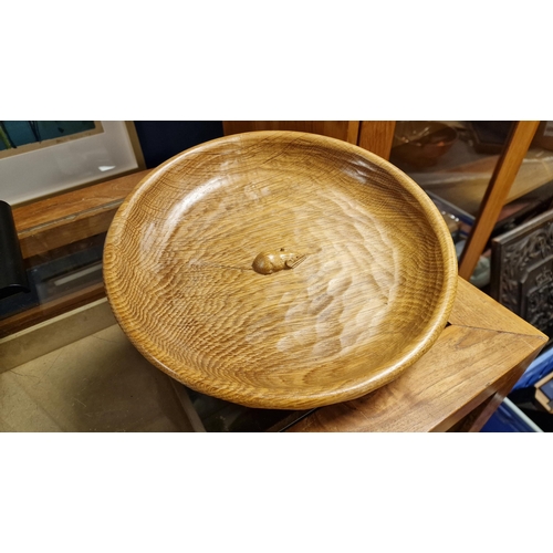 101 - Mouseman Yorkshire Oak Large Fruit Bowl - 29.5cm diameter