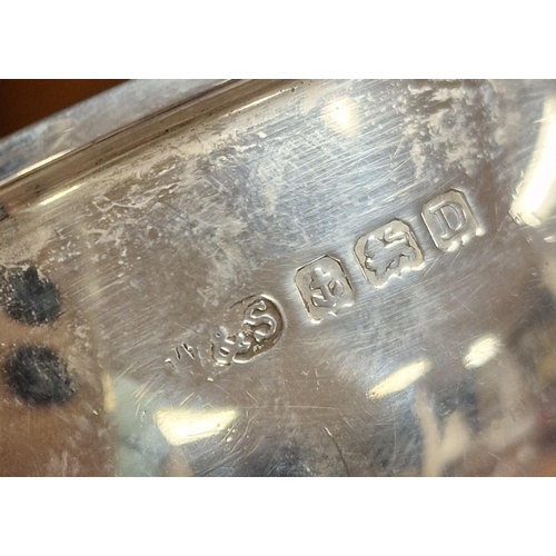 153 - 1928 Hallmarked Birmingham Silver Loving Cup - 126.6g