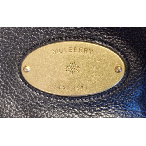 38 - Mulberry Designer Ladies Shoulder Bag - 12x16 inches