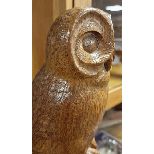 91 - Mouseman Robert Thompson Yorkshire Oak Carved Owl - 32cm high