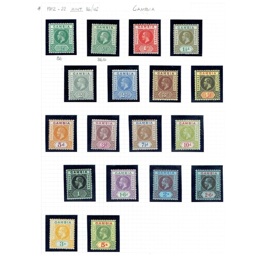 169 - GAMBIA - 1912-1935 Collection neatly arranged on leaves including 1912-22 set of 17 to 5s mint (Cat ... 