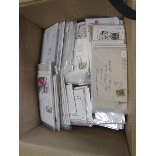 12 - FRANCE AND CANADA FIRST DAY COVERS - An enormous accumulation of loose mainly from 1950s to 1980s wi... 