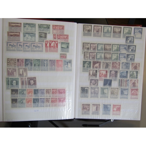 156 - AUSTRIA - Duplicated collection in a large stockbook of approx. 3500 stamps mint & unmounted mint an... 