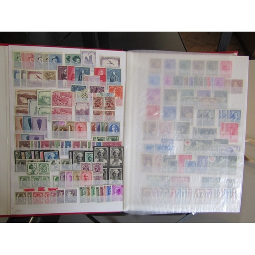 192 - BELGIUM - Duplicated collection in a large stockbook of approx. 2350 stamps mint & unmounted mint an... 