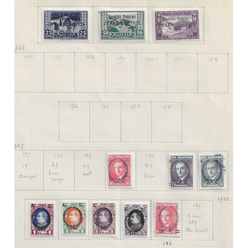 56 - ALBANIA - 1913-1940 Nice mint and used collection, well presented and identified on leaves with bett... 