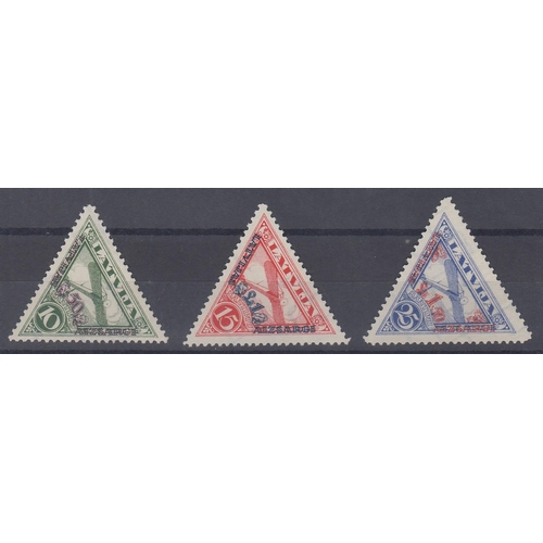 638 - LATVIA - 1931 Air Charity surcharge set of 3 triangles perforated hinged mint, fine and fresh SG 206... 