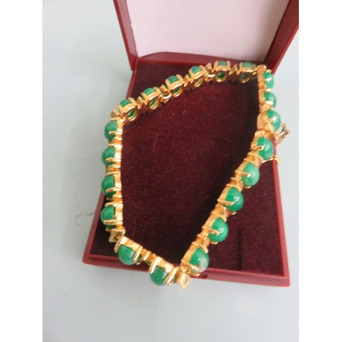 118 - Green Jade Style Bracelet