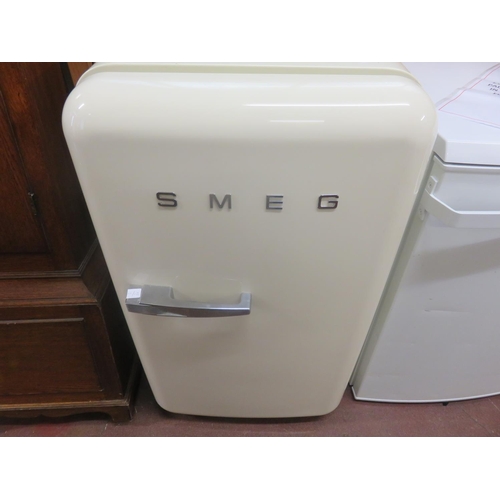 355 - SMEG Retro Style Fridge