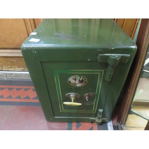 356 - Green painted safe and key