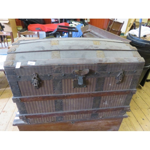 381 - Vintage Dome Top Trunk