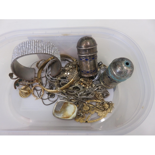 106 - Small Tub of Mixed Jewellery