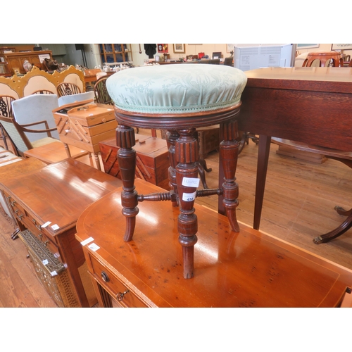 458 - Victorian Revolving Piano Stool