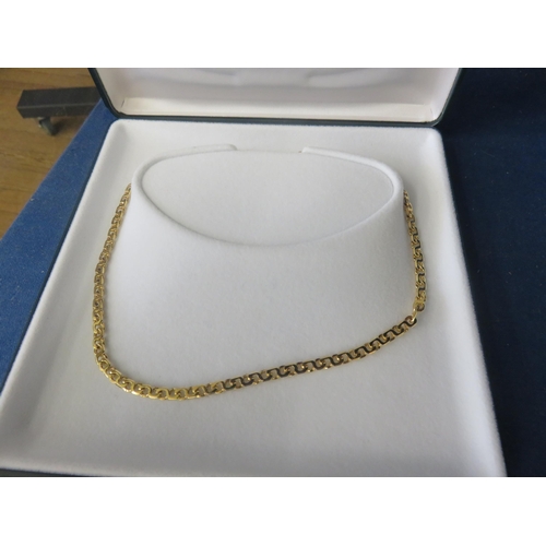 87 - 9ct gold necklace