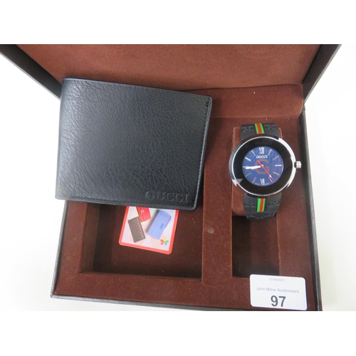 97 - Cased presentation Gucci Gents watch and wallet