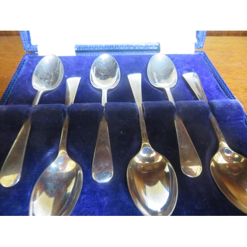 49 - Cased set of six Sheffield Silver Teaspoons