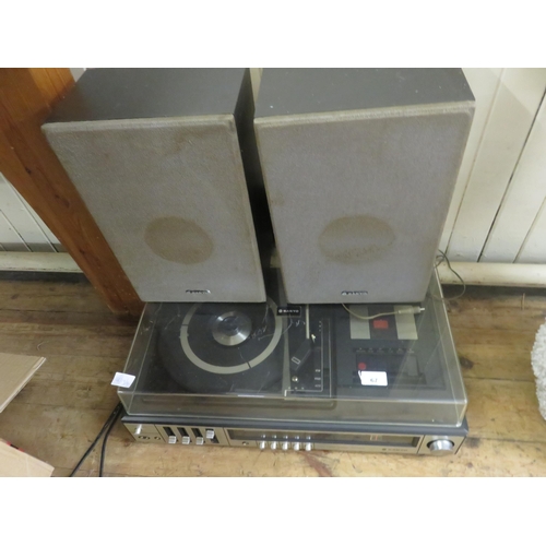 67 - Sanyo Sound System with Speakers