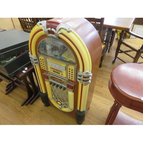 385 - C.D. Player and Radio in Form of Juke Box