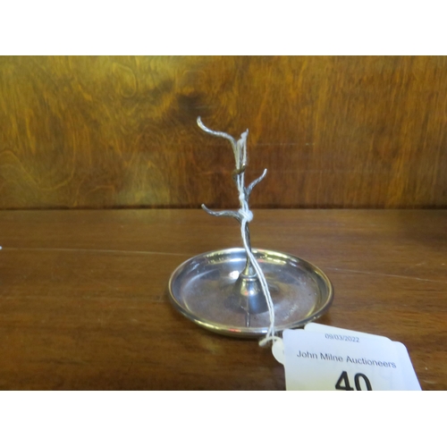 40 - Silver Ring Stand.