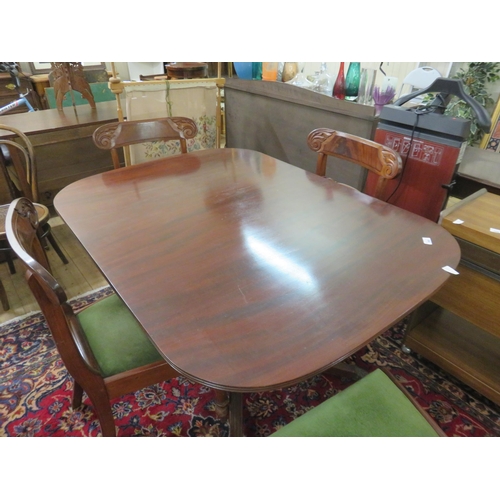 360 - Set of Four Mahogany Splat Back Dining Chairs and A Pedestal Dining Table.