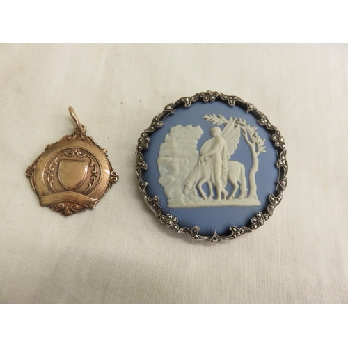 68 - Wedgwood Brooch and Silver Gilt Medallion. 12.5g