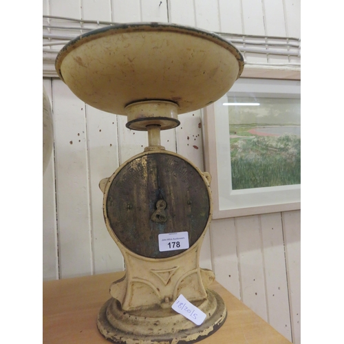 178 - Set of Weighing Scales