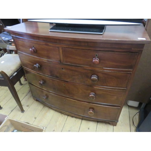 513 - Mahogany Bow Front Chest of Drawers