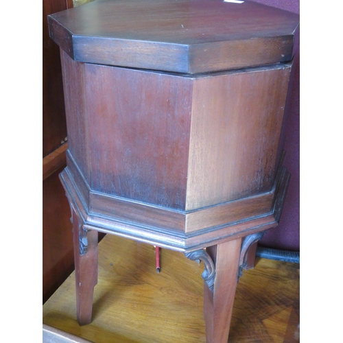 526 - Mahogany Hexagon Wine Cooler