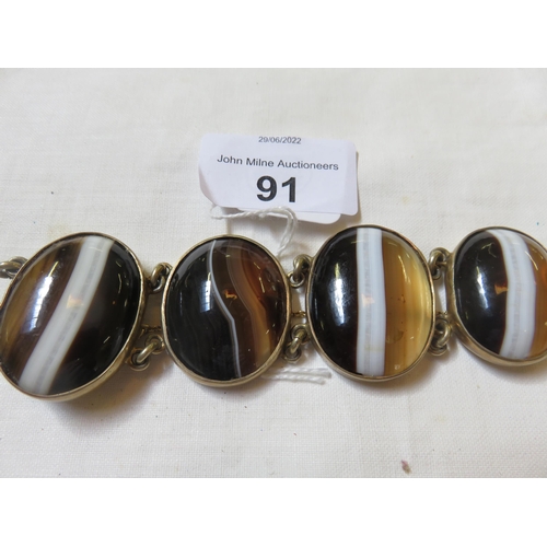 91 - Polished Agate Five Stone Bracelet