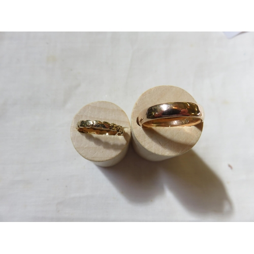 98 - Two 9ct Gold Bands - 4.6gms