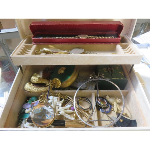 99 - Jewellery Box and Contents