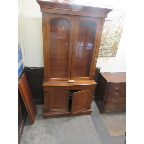 436 - 19th Century Ecclesiastical Type Oak and Glazed Bookcase and Undercabinet