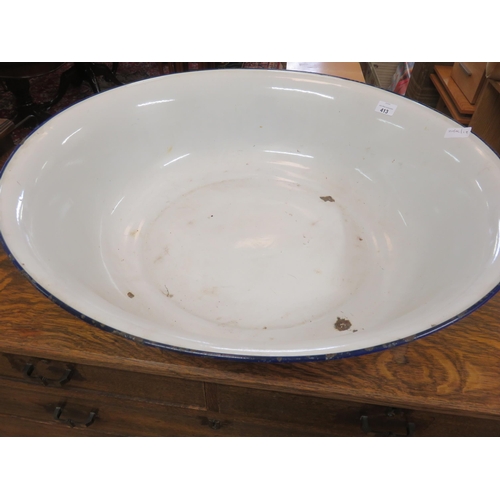 413 - Large Enamel Basin