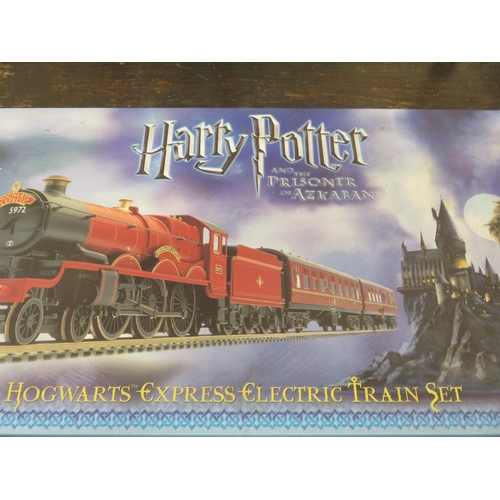 186 - Harry Potter Hornby Train Set