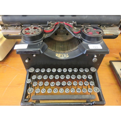 193 - Royal Typewriter