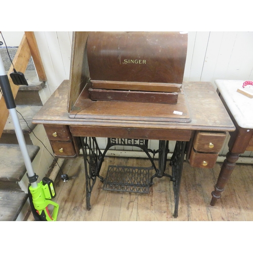 416 - Treadle Singer Sewing Machine