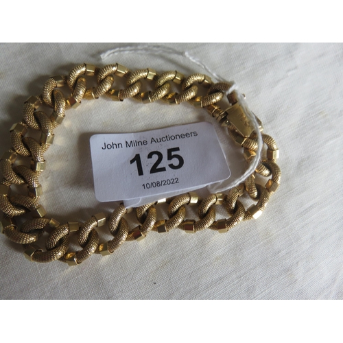 125 - 18ct Gold Chain Link Bracelet - 22.9gms