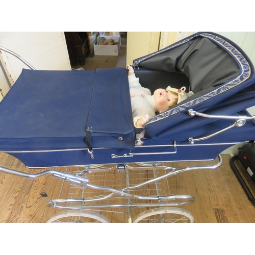 432 - Silver Cross Pram and Baby Doll