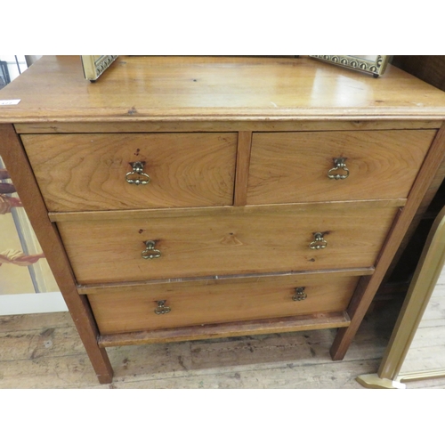 422 - Chest of Drawers - Two Short Drawers and Two Long Drawers