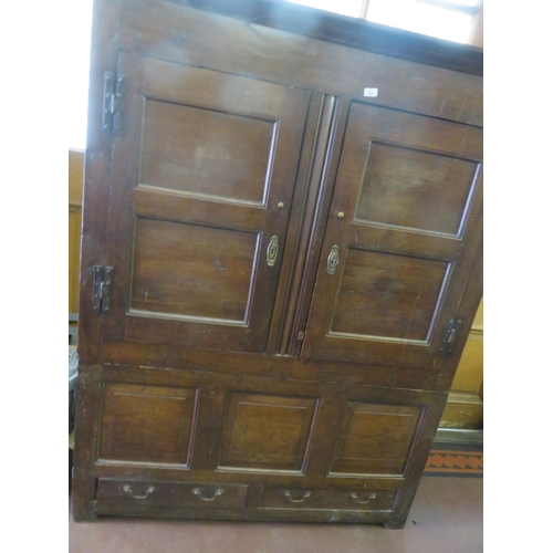 465 - Mid 18th Century Oak Linen Press as Wardrobe