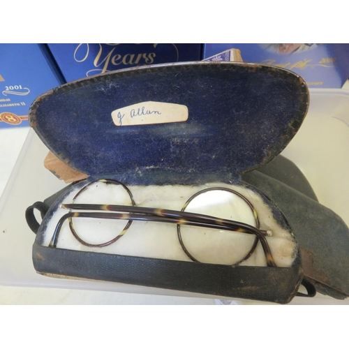 196 - Quantity of Cased Spectacles