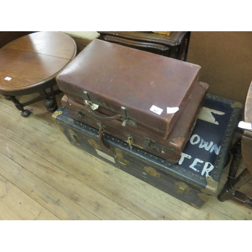 401 - Cabin trunk and two cases