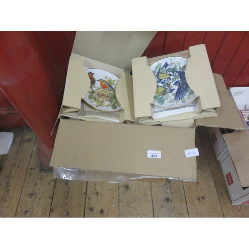 423 - Box of 12 Birds of Britain Collectors Plates