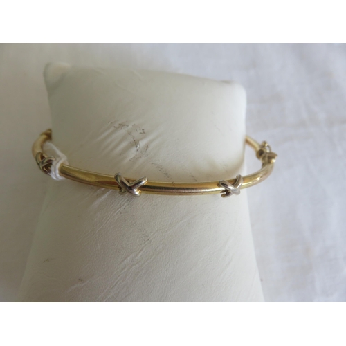 114 - 9ct Yellow Gold Bangle 4.3. grams