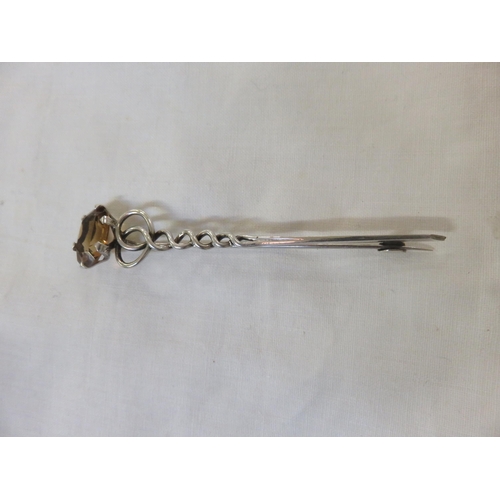 247 - Citrine Mounted Silver Kilt Pin