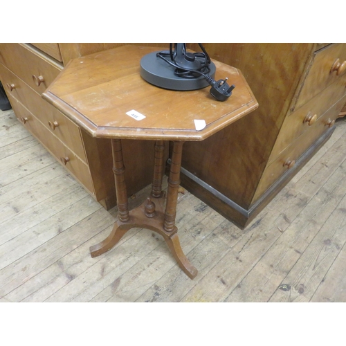 448 - Occasional table with Tripod Legs